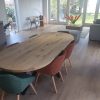 eiken eettafel plat ovaal met dunne matrix poot