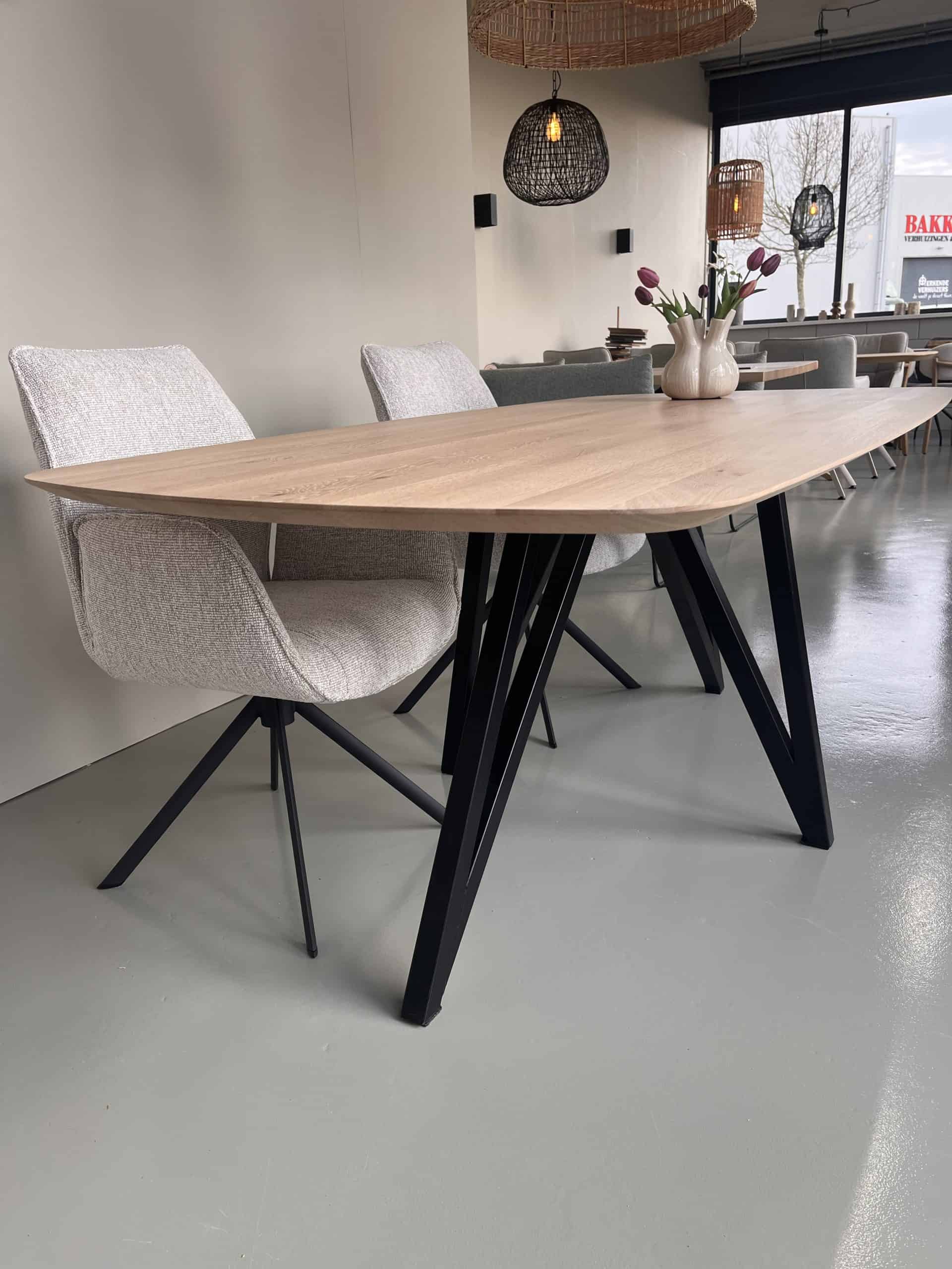 eiken eettafel deens ovaal