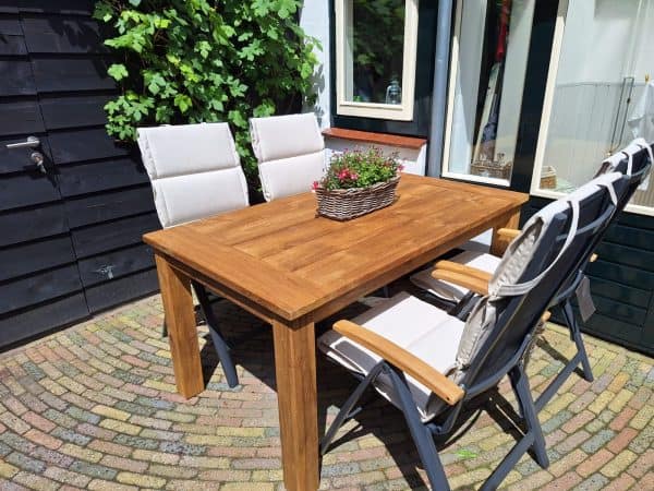 Teak houten buitentafel