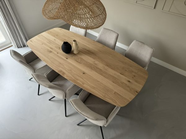 deens ovale tafel