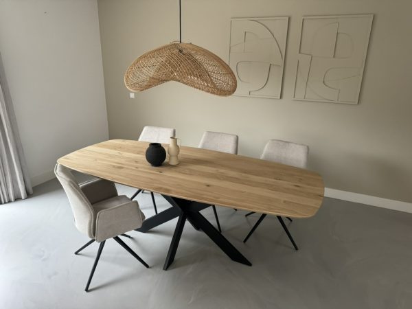 deens ovale tafel met matrix poot