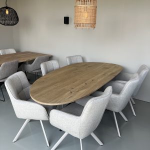 organische eettafel nier met matrix poot