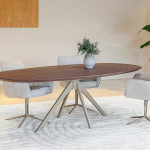 stomp ovale eiken eettafel met stalen onderstel