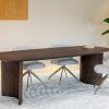 deens ovale eiken tafel met eiken half ronde poten