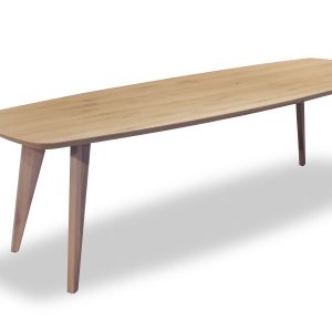Deens ovale eiken eettafel met 4 schuine eiken poten