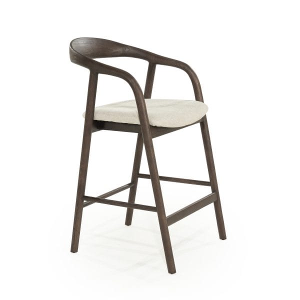 donker houten barstoel