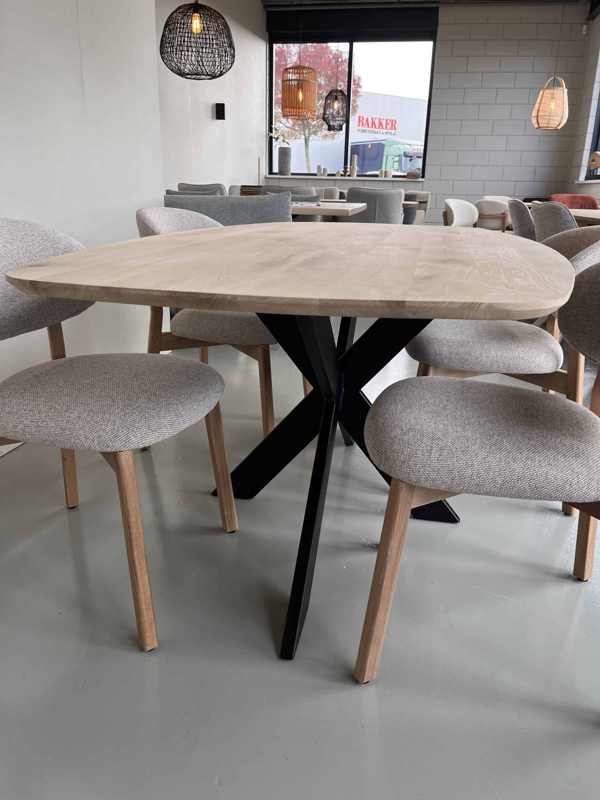 Eiken Eettafel Deens Ovaal + Matrix Poot