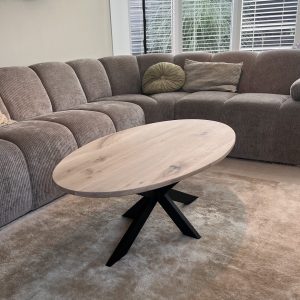ovale eiken salontafel